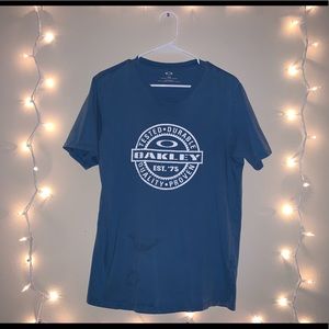 Oakley tee